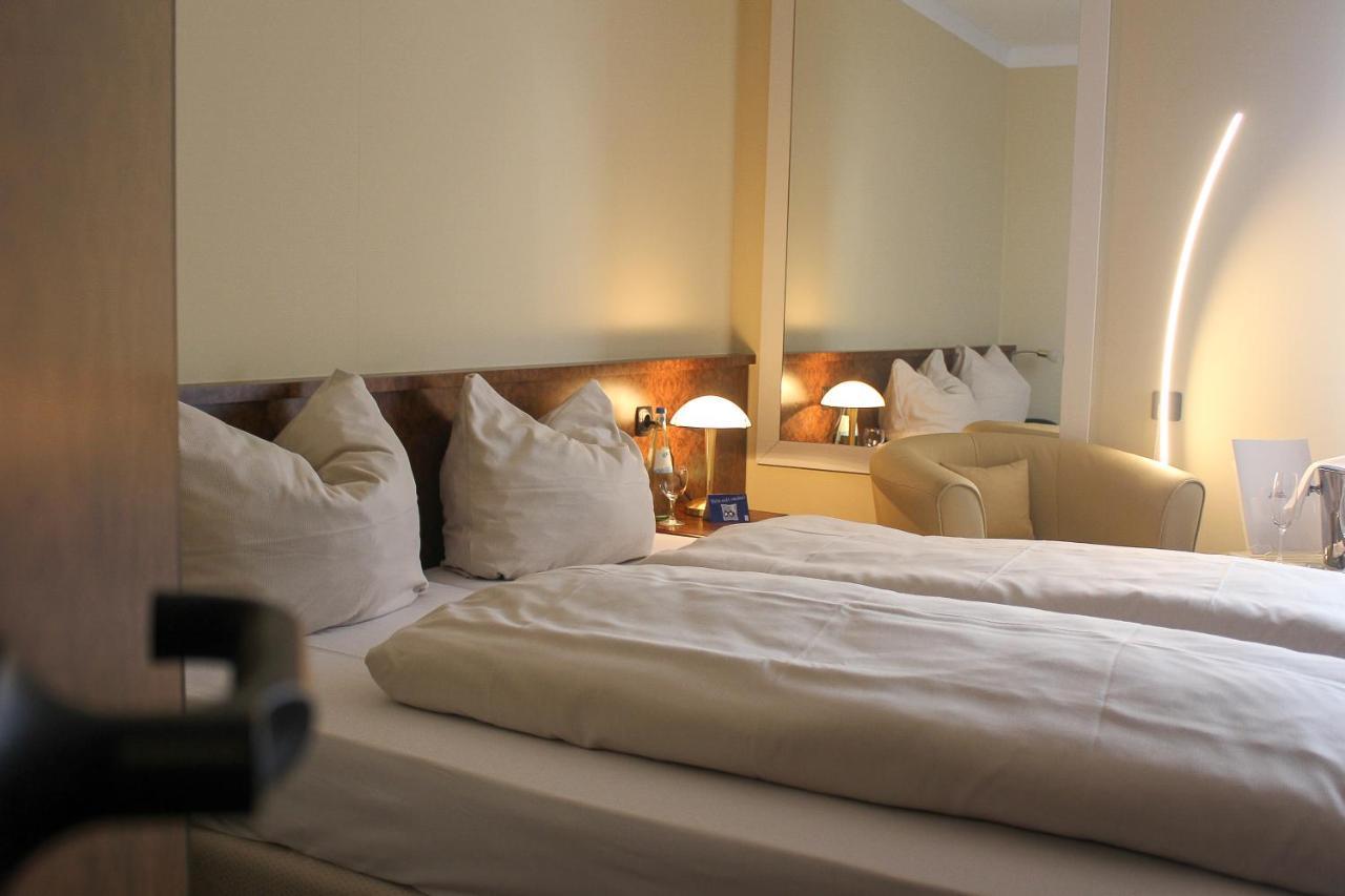 Hotel Primula Troisdorf Exteriör bild